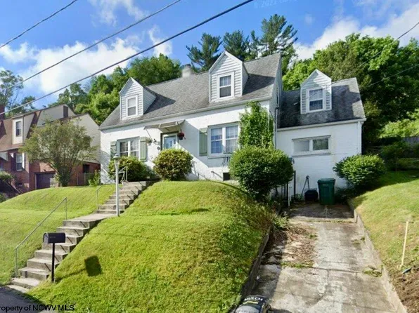 11 Davis Pl, Clarksburg, WV 26301