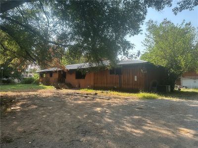 607 E Freeman Ave, Berryville, AR, 72616