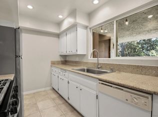 6878 Navajo Rd UNIT 6, San Diego, CA 92119