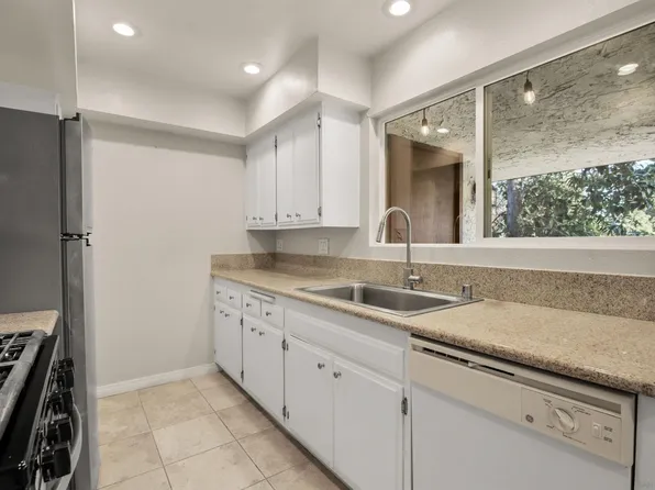 6878 Navajo Rd Unit 6, San Diego, CA 92119