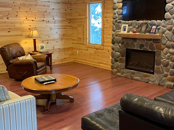 Beautiful Fireplace!