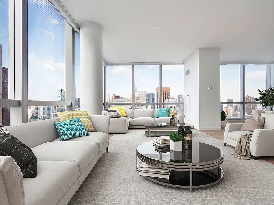 1st image of 400 Park Ave S APT 36C