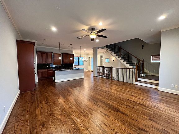 2nd Flr living room/kit