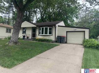 337 S 53rd St, Lincoln, NE 68510