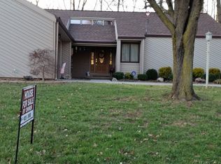 1406 N Boehne Camp Rd, Evansville, IN 47720