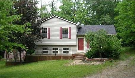 1st image of 9010 Julia Ave