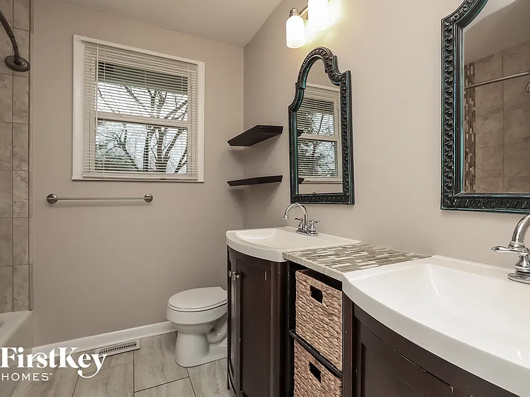 159 Wessington Pl — Photo 14