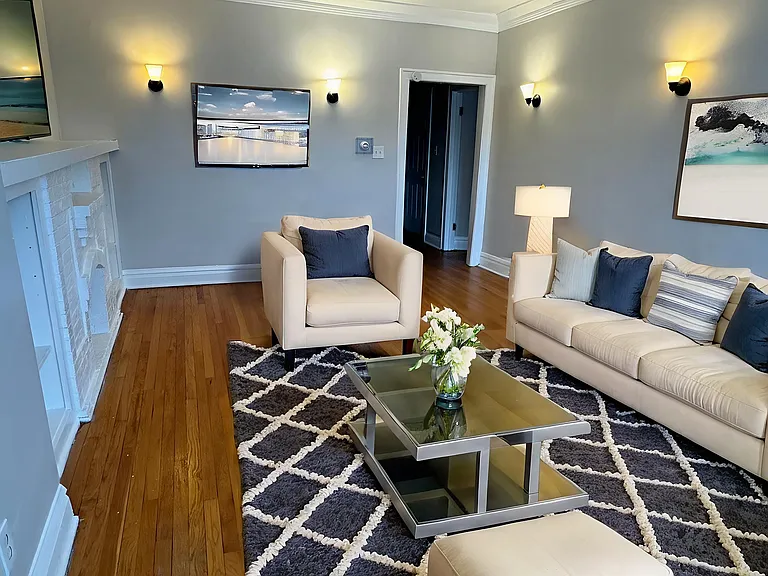 7819 S Euclid Ave #2 — Photo 2