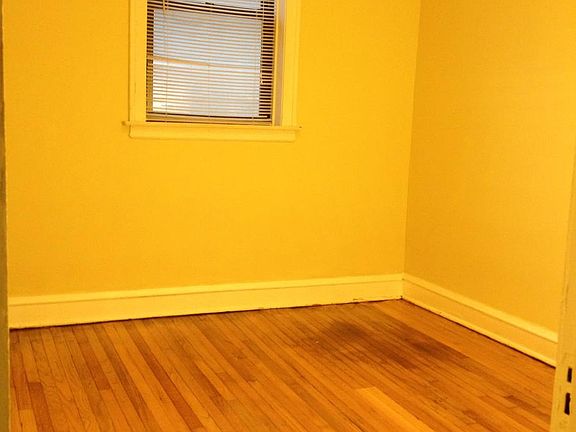 4th image of 6439 N Hamilton Ave #Garden