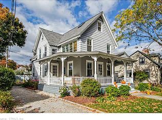 22 Halstead Ln, Branford, CT 06405