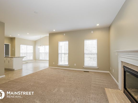 4th image of 2219 Candlelight Woods Dr