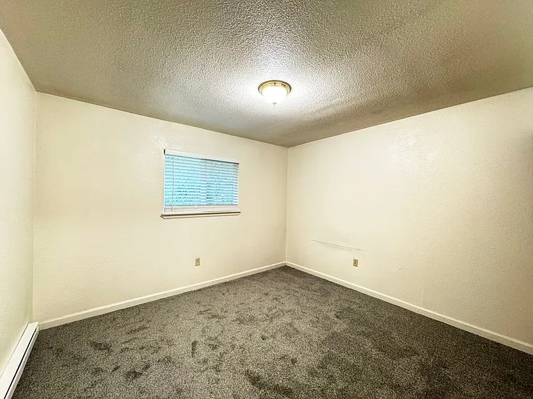 2148 Primrose Dr #6 — Photo 16