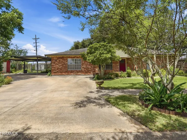 103 Saint James Dr, Lafayette, LA 70506