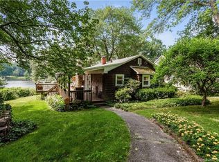 10 Beach Dr, Harwinton, CT 06791