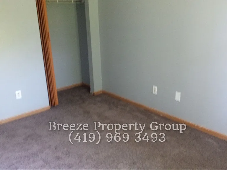 1449 N Superior St — Photo 3
