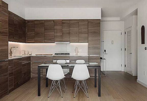 3rd image of 171 Suffolk St #7D