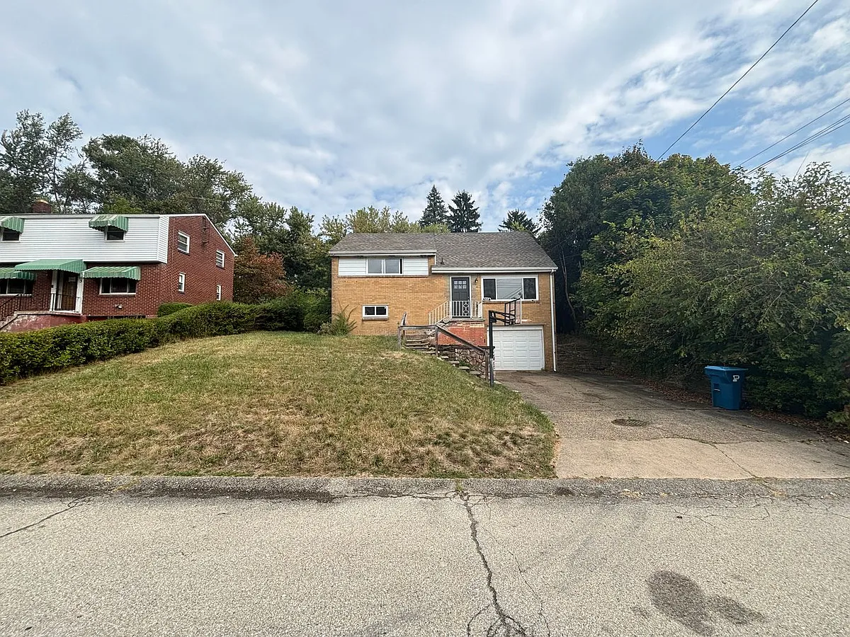 Building Photo - 127 Saint Croix Dr