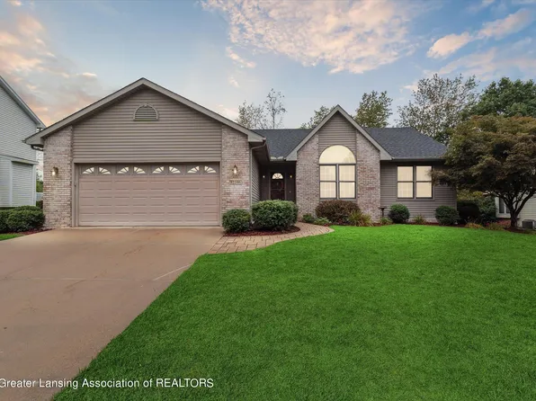 12346 Sea Pines Dr, Dewitt, MI 48820