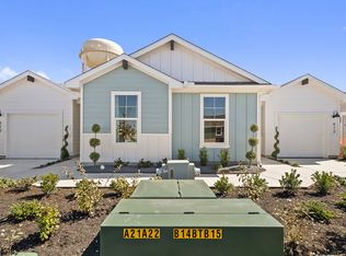 489B Arnold Loop, Uhland, TX 78640