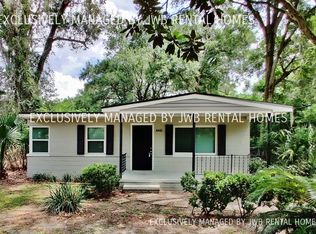 5467 Oak Forest Dr, Jacksonville, FL 32211