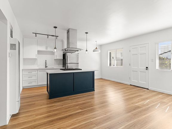 3rd image of 936 Cedar Ave APT 14