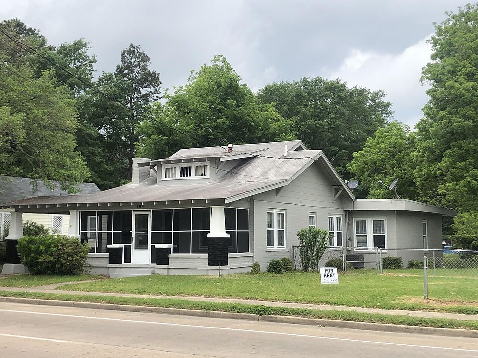 1st image of 404 Stella St