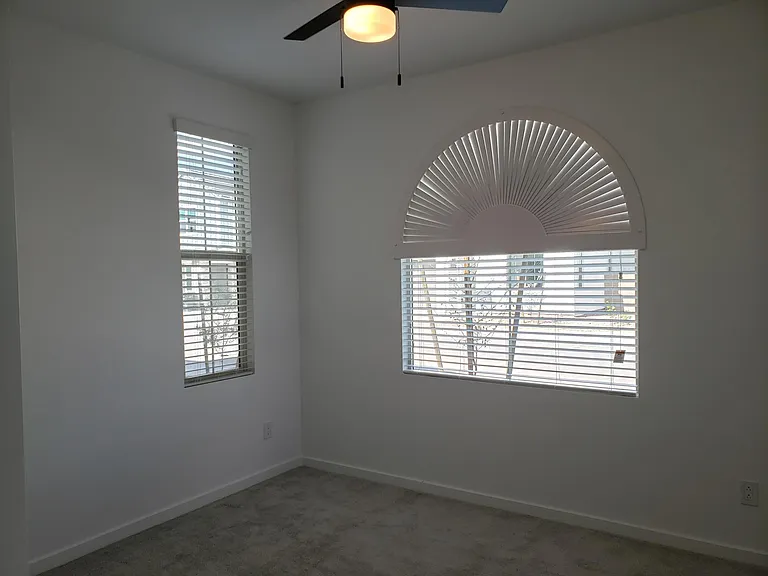 1315 W Crane Dr — Photo 16