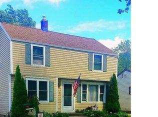 305 Pilgrim Rd, Tonawanda, NY 14150