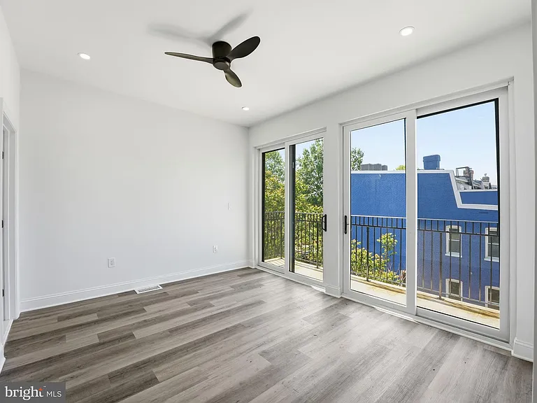 2404 N Capitol St NW #B — Photo 8