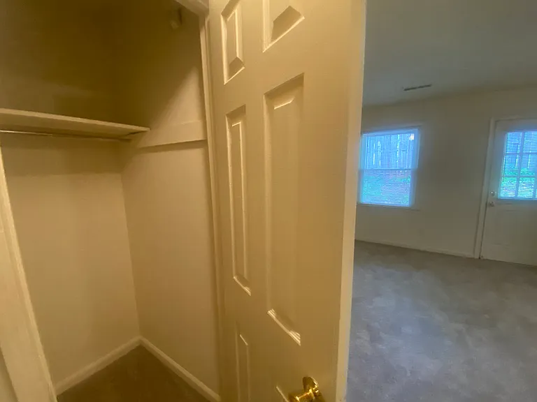 Beechwood Apartments — Photo 26