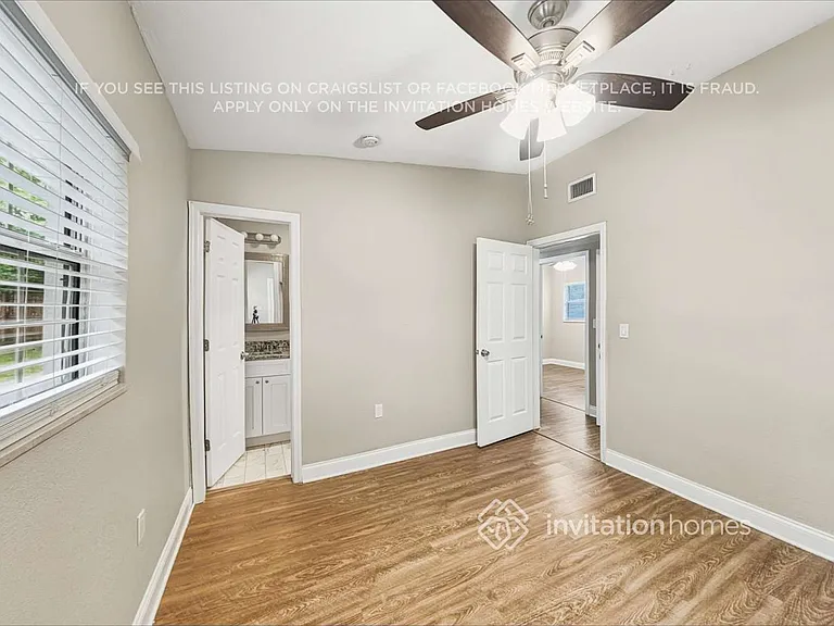 3621 Sutton Dr — Photo 6