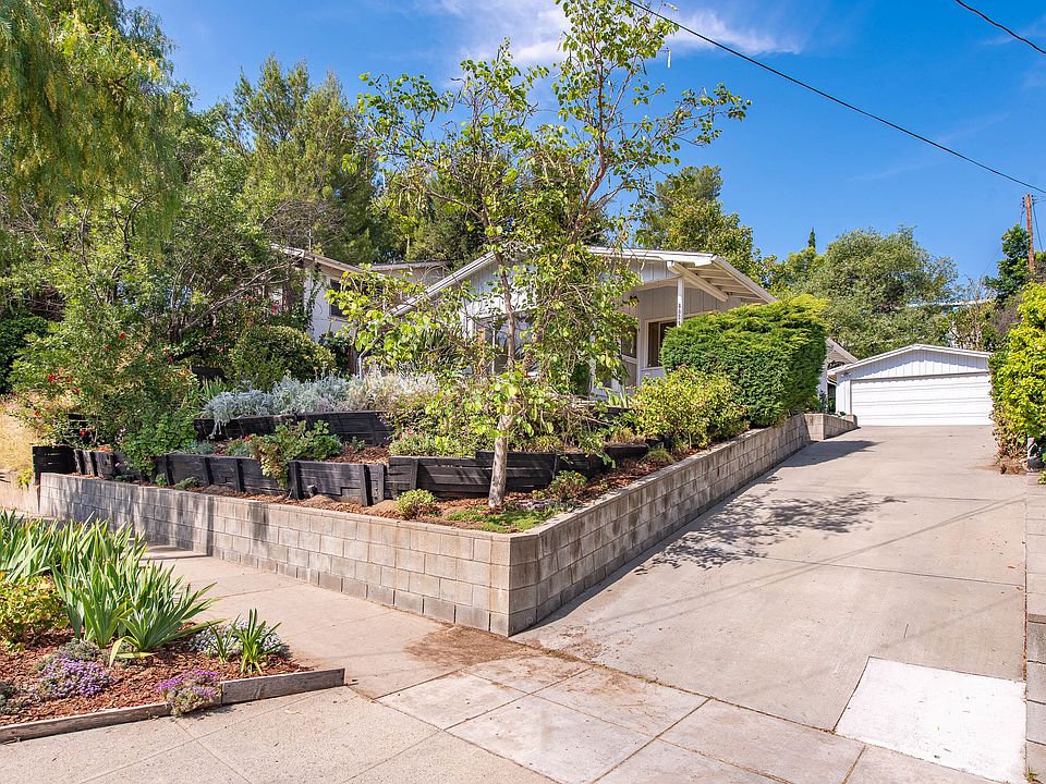 1st image of 4821 Canoga Ave