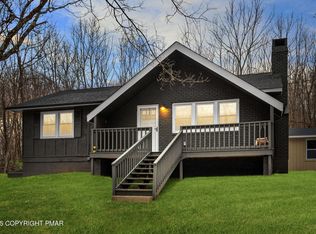 22 Shawnee Trl, Albrightsville, PA 18210