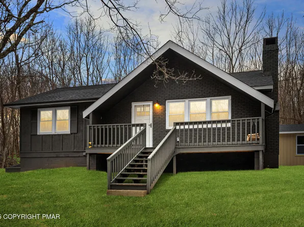 22 Shawnee Trl, Albrightsville, PA 18210