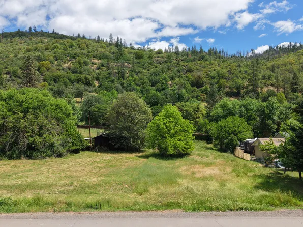 20140 Highway 62, Shady Cove, OR 97539