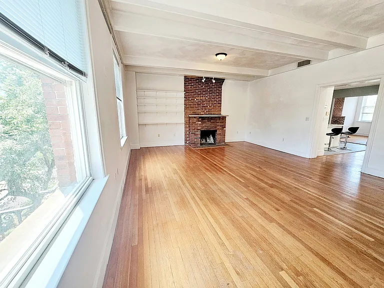 1714 Beacon St #11 — Photo 3