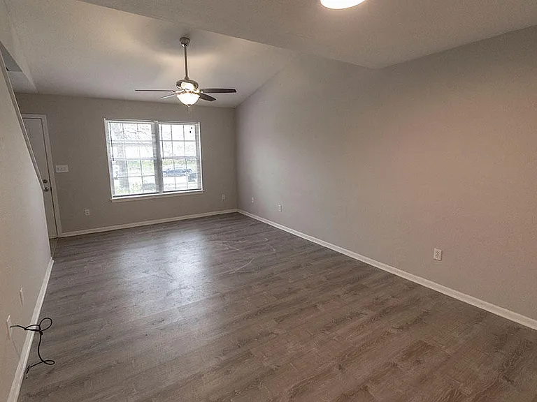 5313 Currituck Ln — Photo 5