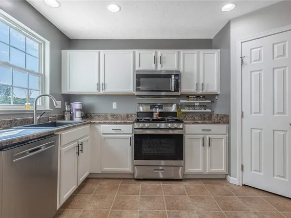 5060 Jessica Suzanne Dr, Morrow, OH 45152