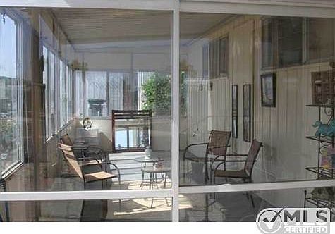5th image of 621 San Juan Dr