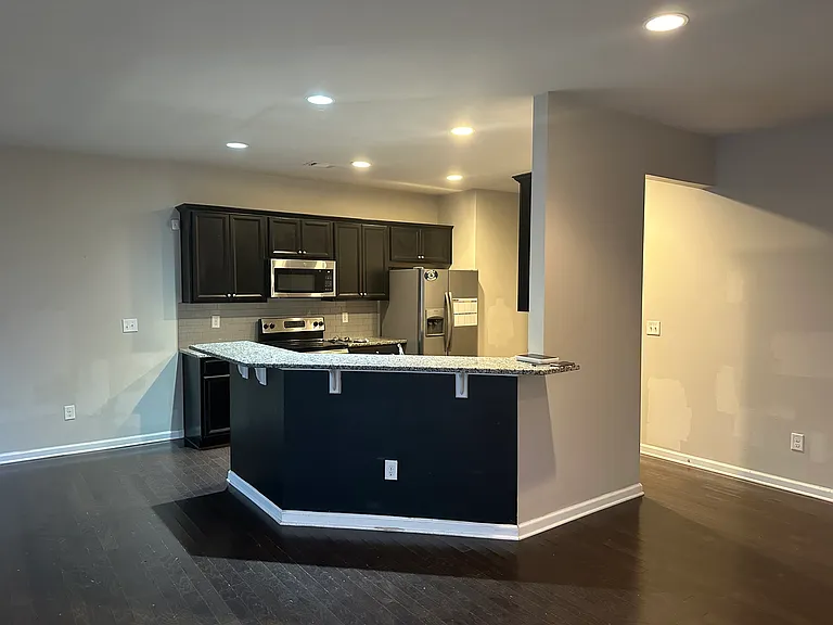1481 Brushed Ln — Photo 3