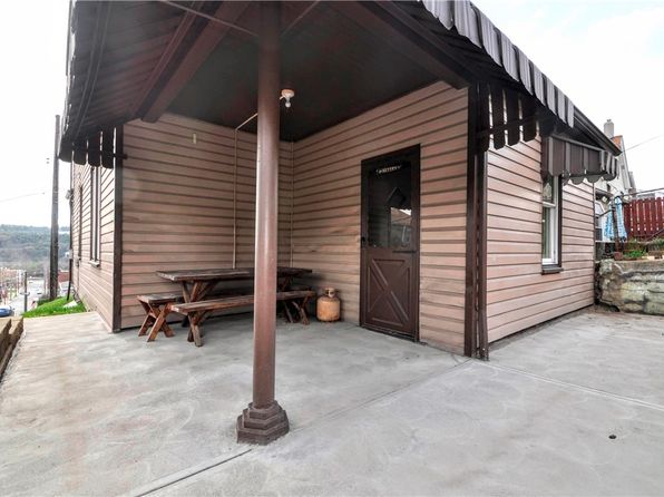 441 Euclid Ave, Glassport, PA 15045