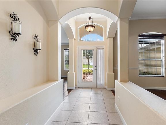 3rd image of 4743 Legacy Oaks Dr