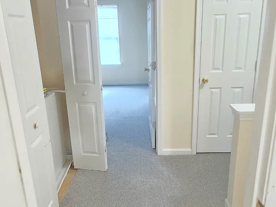 3rd floor hallway and laundry room room