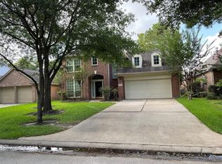 9539 Shadow Gate Ln, Houston, TX 77040