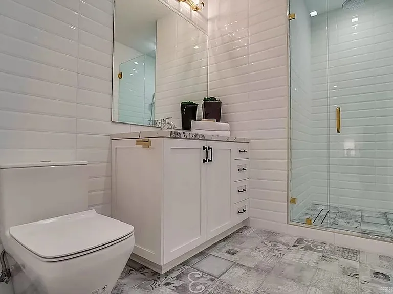 1524 N Sierra Bonita Ave — Photo 3