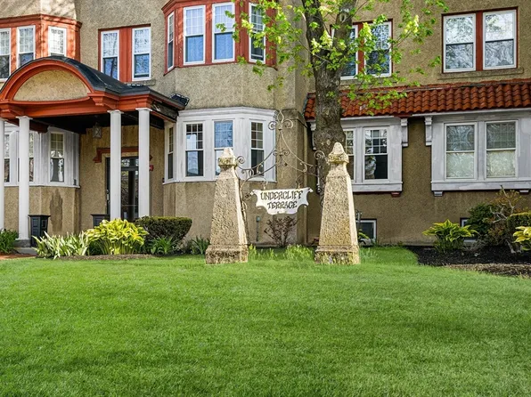 601 Franklin St APT 2, Melrose, MA 02176