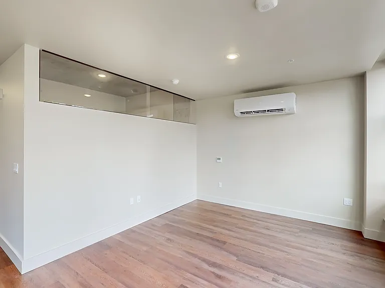 Capitol Hilltop Apartments — Photo 56