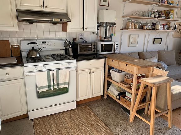 4th image of 645 Morgan Ave #2