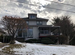 124 Maple Ave, Clarks Summit, PA 18411