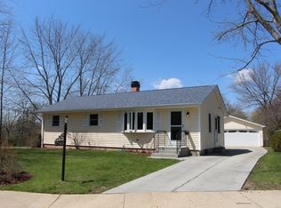 2740 W Cheyenne Rd, Waukegan, IL 60087